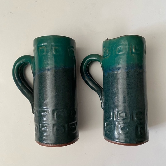 Hand made Pottery clay decorative Grove Green glaze set of 2 mugs, heavy - Picture 2 of 15